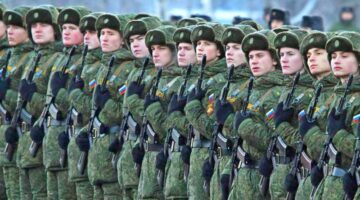Rusya yeni ordu çıkardı