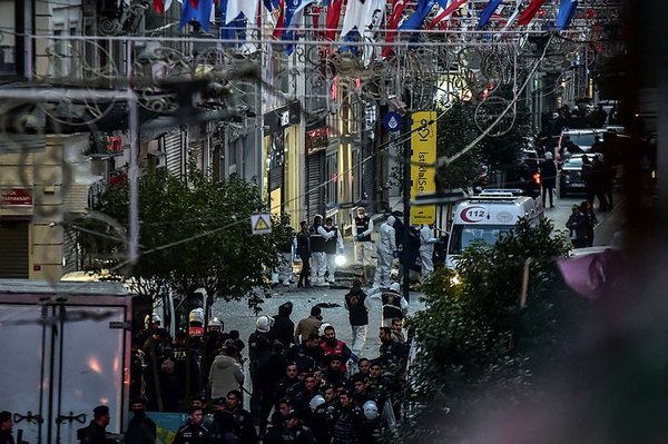 İstiklal’e bombalı saldırı