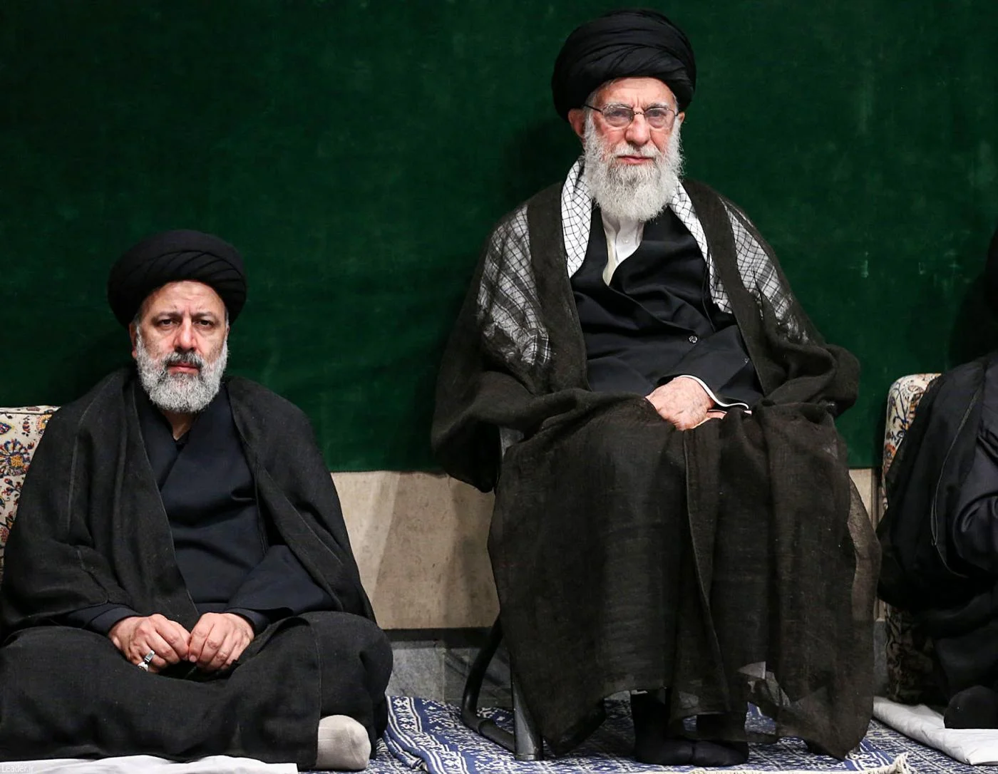 İran rejimi: başörtüsü kalkabilir