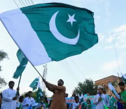 Pakistan Zindabad! Buruk kutlama