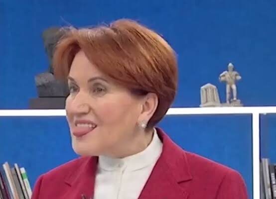 Akşener yine tükürdüğünü yaladı