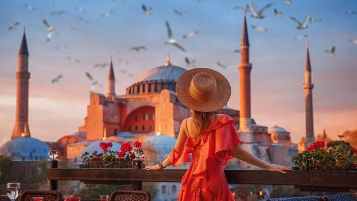 İstanbul’a günde 50 bin turist giriyor