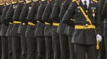 Türk ordusuna yamanmış 63 hain