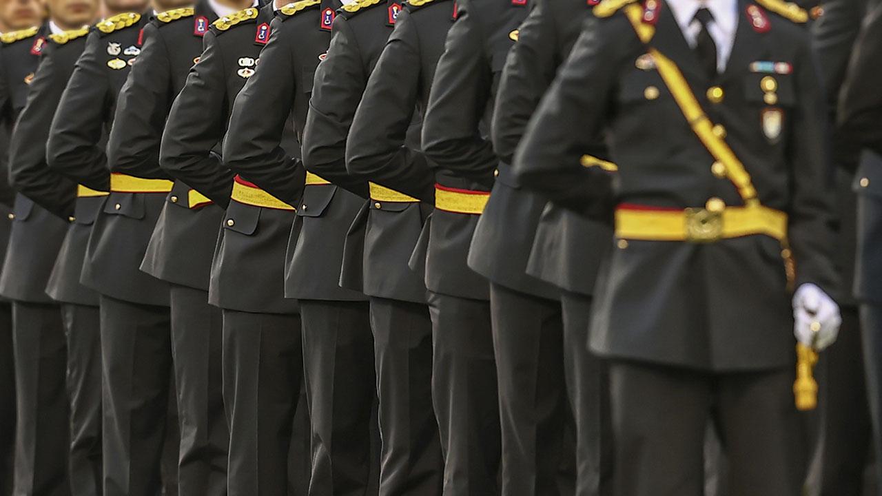 Türk ordusuna yamanmış 63 hain