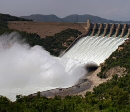 Nükleer savaşa doğru: Hindistan Pakistan’ın suyunu kesti