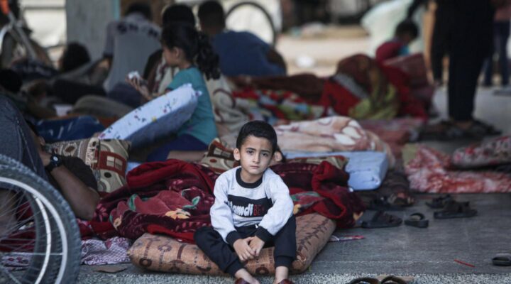 BM: 1,1 milyon Gazzeli çocuk ölümü bekliyor