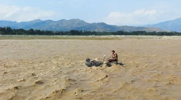 Pakistan’ı yine seller aldı