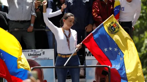 Nobel Barış ödülü Venezuelalı muhalife