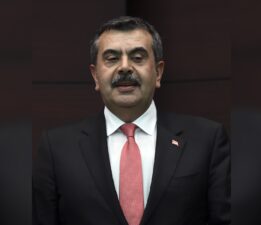 Bir MEB klasiği: eğitim süreleri yine değişiyor
