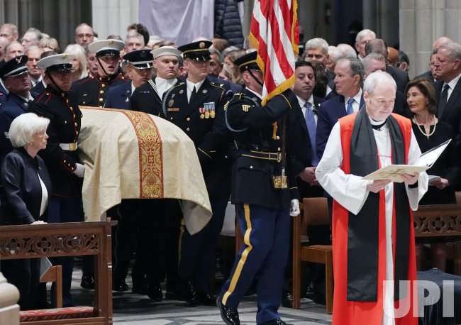 Şeytani katliamcıya devlet cenazesi