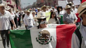 Meksika’nın Yahudi devlet başkanına isyan