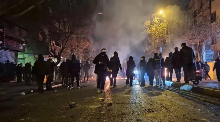 İran’dan isyanlara karşı yeni strateji