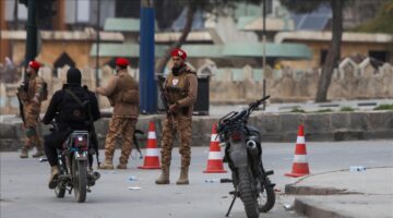 PKK’yı Halep’ten söküp attılar