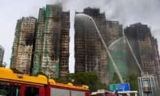 Fak Fuk Fonluk Wang Fuk